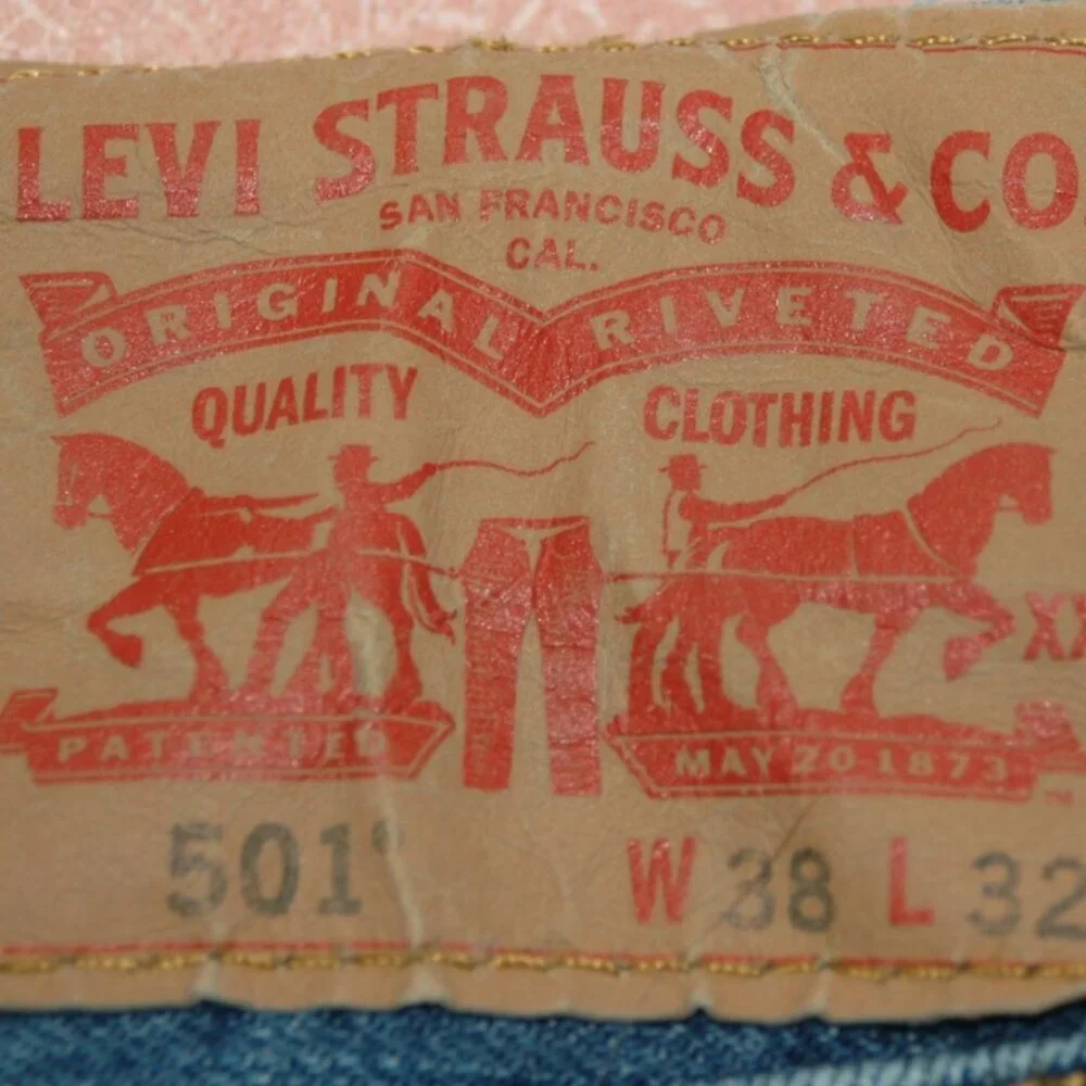Levi's 501 Jeans Men's 38x32 Straight Red Tag Denim